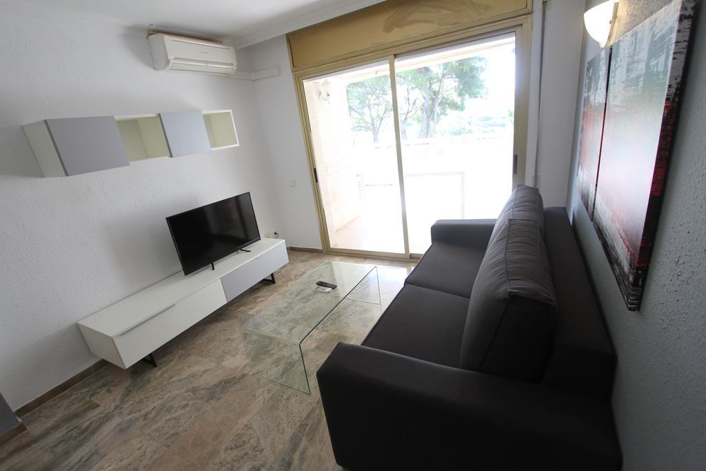 For A Stay Cala Dorada 萨洛 外观 照片
